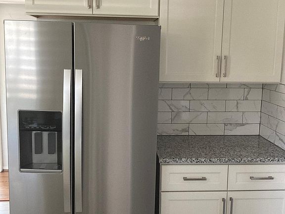 2nd image of 800 N Elam Ave