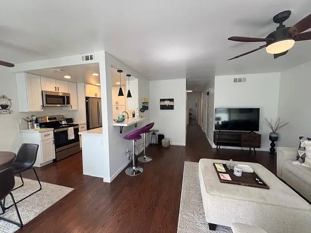 850 Cypress Point Way - 850 Cypress Point Way — Photo 3
