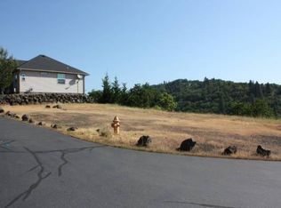 901 NE Granite Ridge St, Roseburg, OR 97470