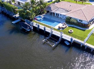 727 Havana Dr, Boca Raton, FL 33487