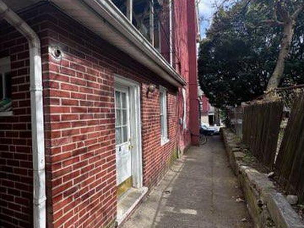 225 W Lincoln Hwy, Coatesville, PA 19320