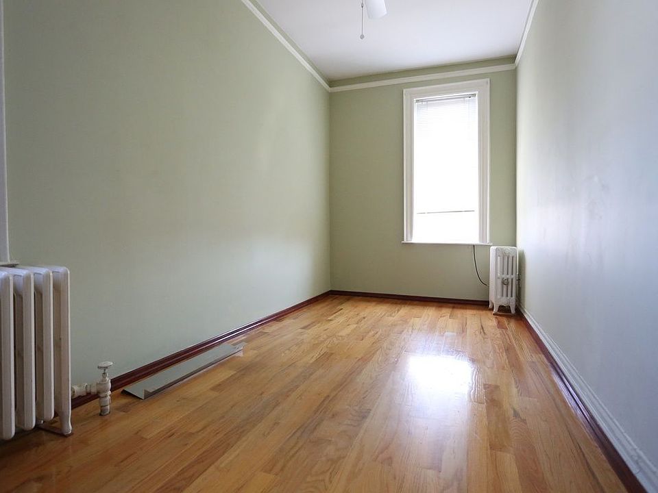 2nd image of 186 Java St APT 4L