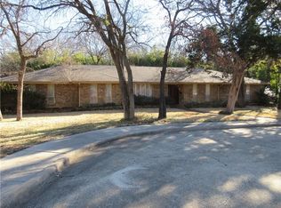 500 Colony Ct, Irving, TX 75061
