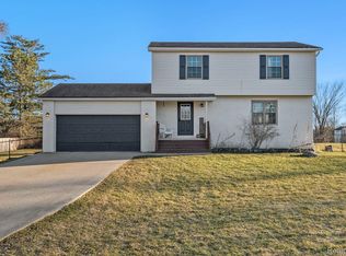 1475 W Thompson Rd, Fenton, MI 48430