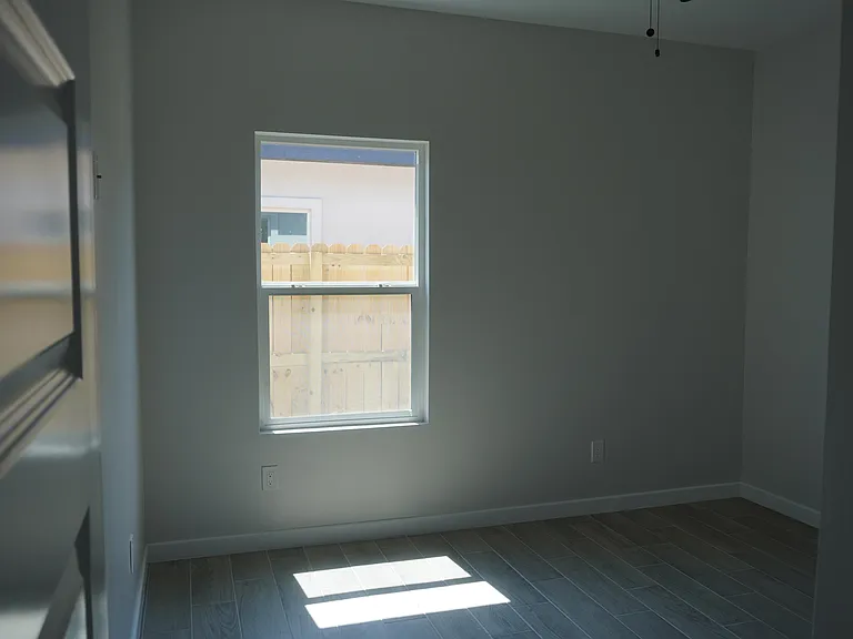 1004 Sugar Garden Ave #2 — Photo 8
