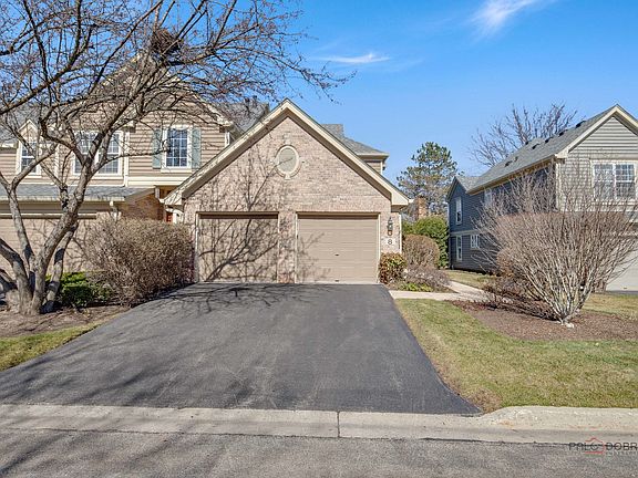 3rd image of 8 Ashford Ct
