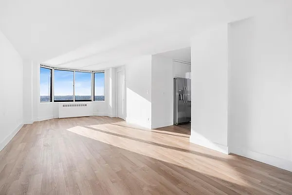 Rented by Douglas Elliman | media 20