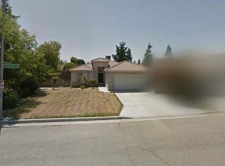 7417 N Ivanhoe Ave, Fresno, CA 93722