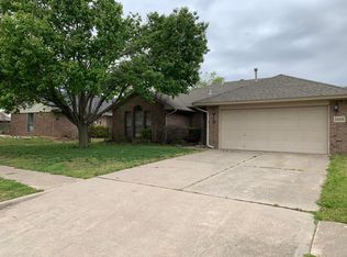 1305 Newbury Dr, Norman, OK 73071