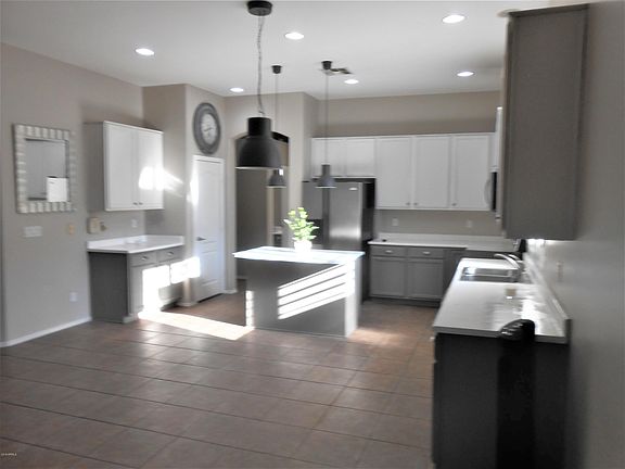 4th image of 3328 W Alicia Dr