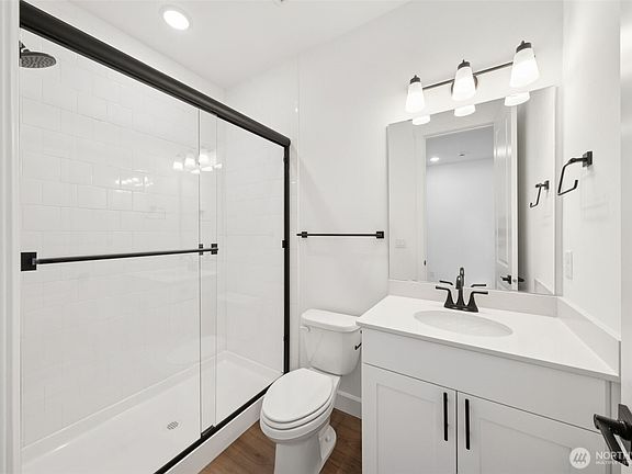 5th image of 20335 148th Street E #622