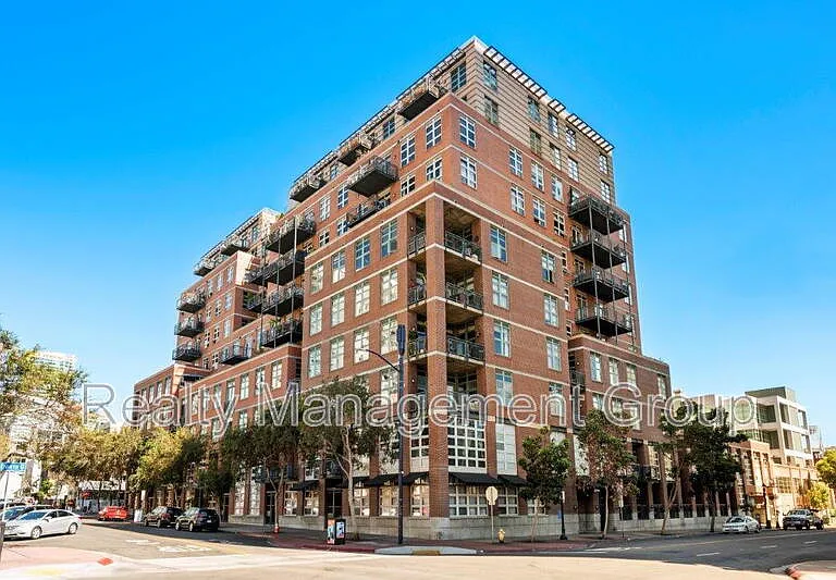 877 Island Ave #312 — Photo 30