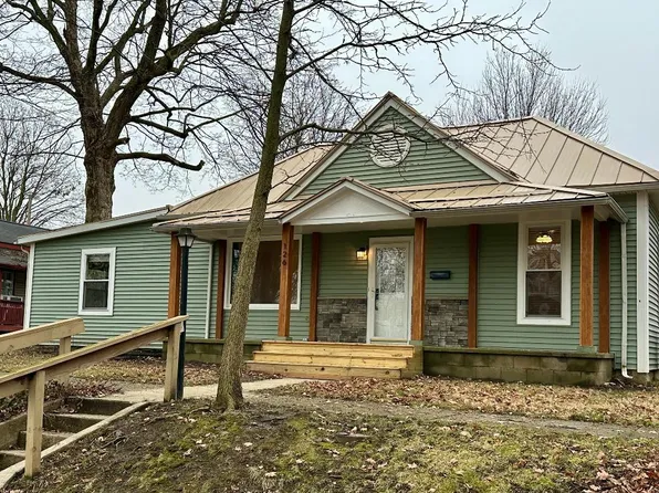 126 E North St, Delphi, IN 46923