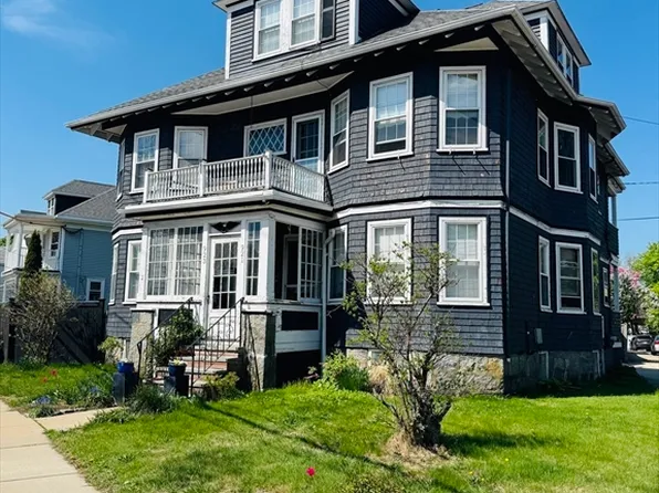 921-923 Adams St, Dorchester Center, MA 02124