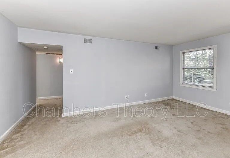 2603 Arlington Blvd #102 — Photo 8