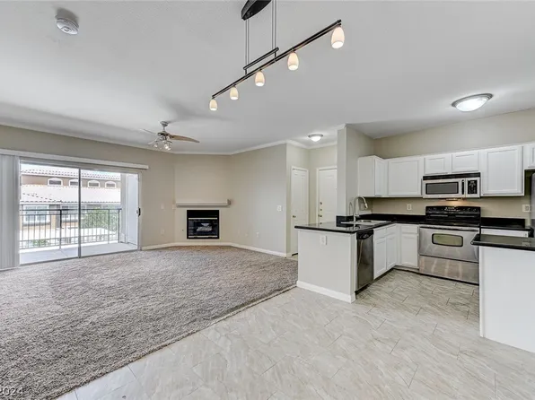 2900 Sunridge Heights Pkwy APT 628, Henderson, NV 89052