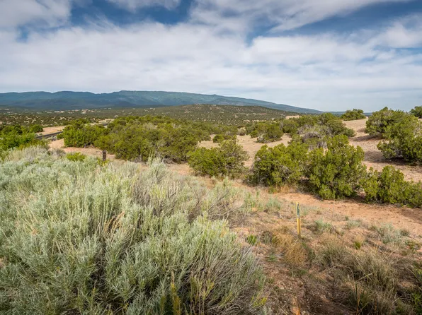 25 Stagecoach Trl, Sandia Park, NM 87047