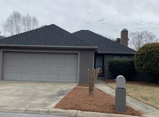 2250 Graystone Dr, Sumter, SC 29150