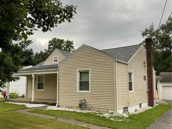 62 Edwards Ave, Canfield, OH 44406
