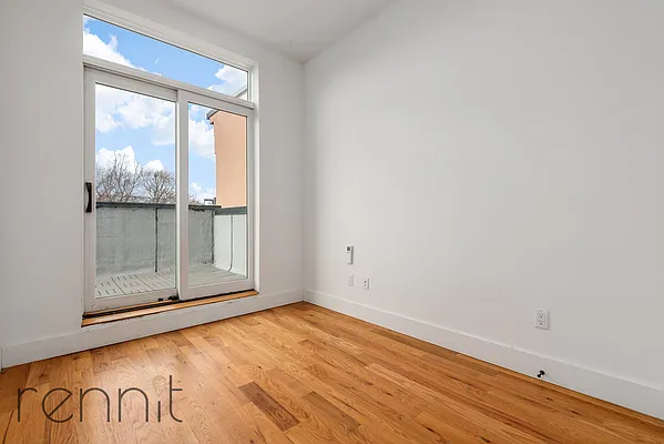 Rented by Rennit Inc. | media 28