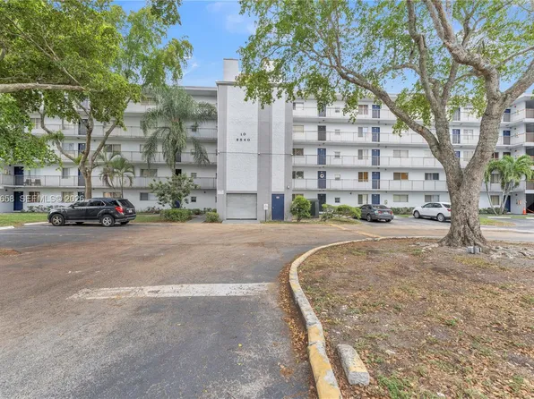 8560 N Sherman Cir APT 208, Miramar, FL 33025