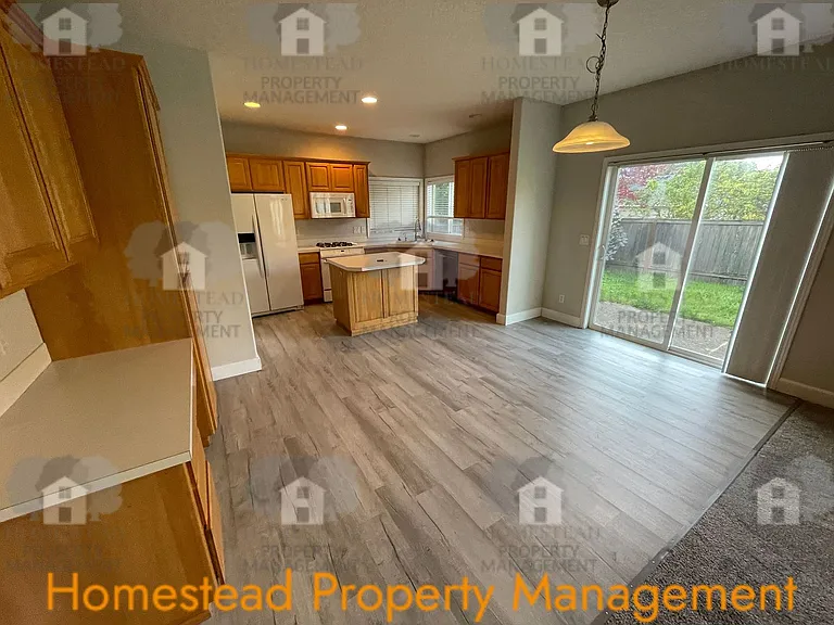2772 Bastille Ave SE — Photo 5