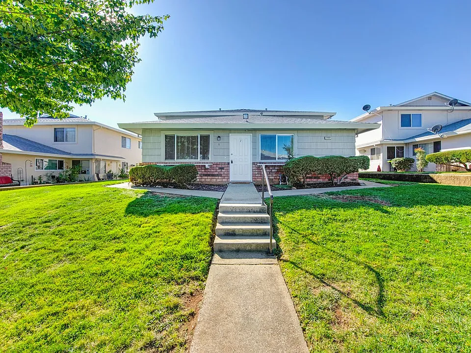 11650 Garnet Way #1