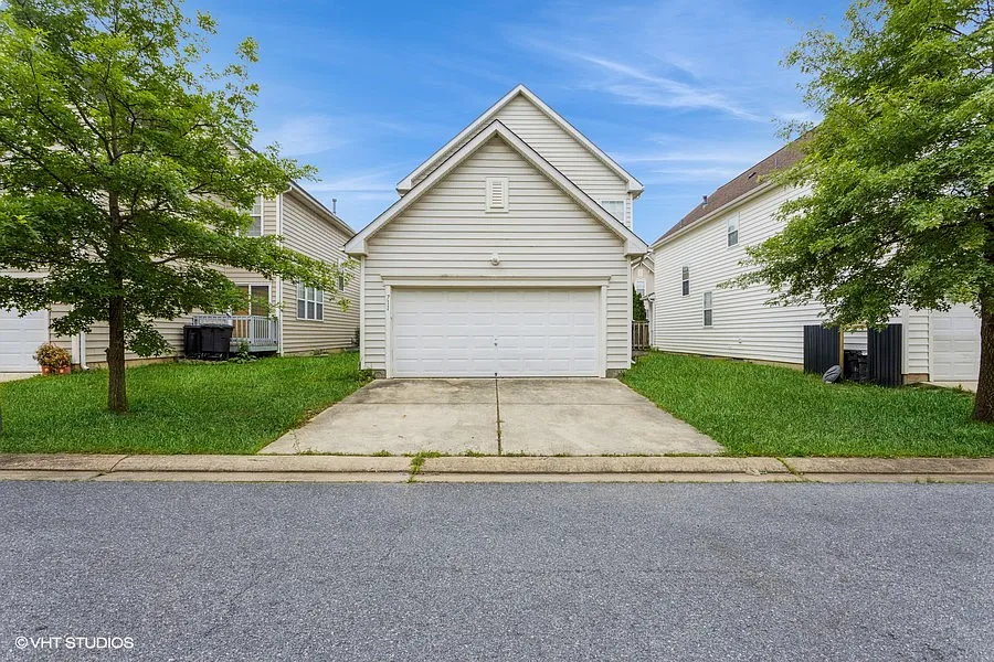 2 bed, $850 — Photo 2