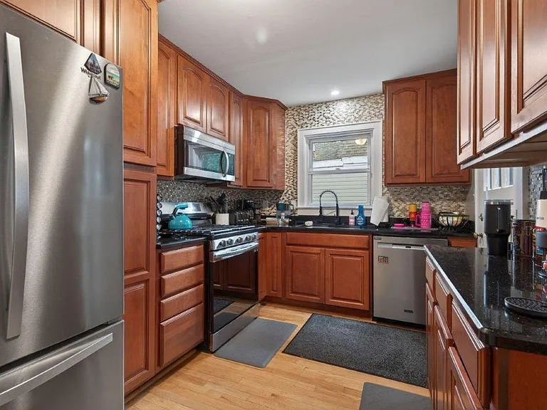 1200 Brunswick Ave — Photo 8