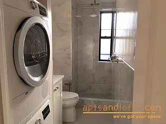 Rented by aptsandlofts.com