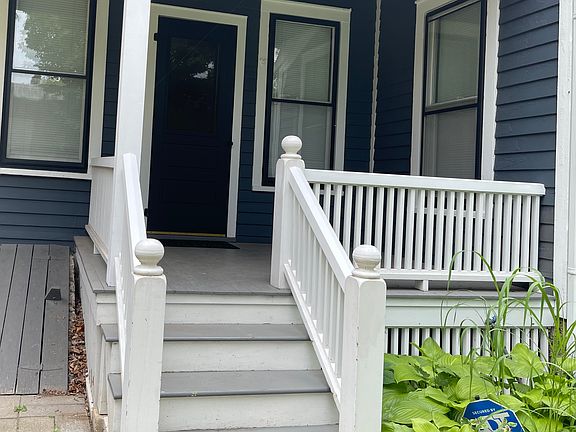 4th image of 624 Grove St #1