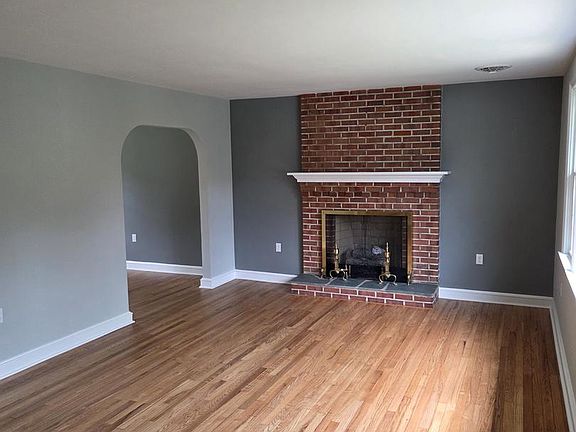 4th image of 5 Smallwood Ln