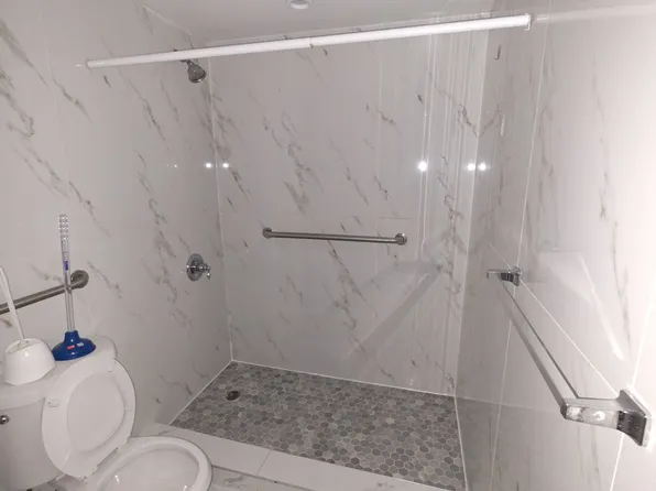 (undisclosed Address), Jamaica, NY 11435