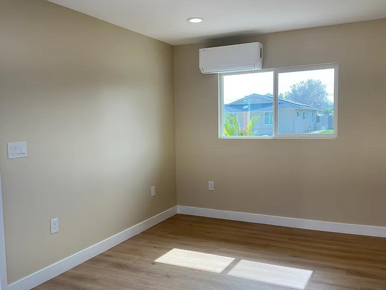 9571 Teal Ave — Photo 1