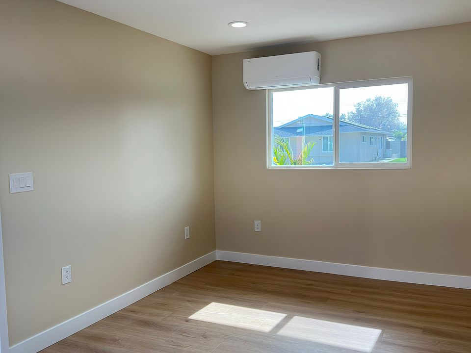 1st image of 9571 Teal Ave