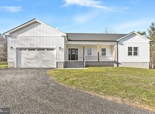6348 Cherry Run Rd, Hedgesville, WV 25427