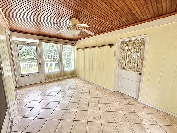 5th image of 4822 Station Rd