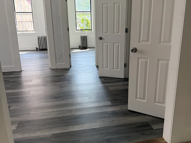 3942 Barnes Ave #2R — Photo 1
