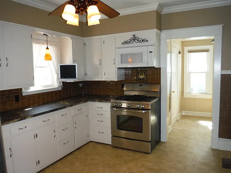 220 Ridge St #1 — Photo 11