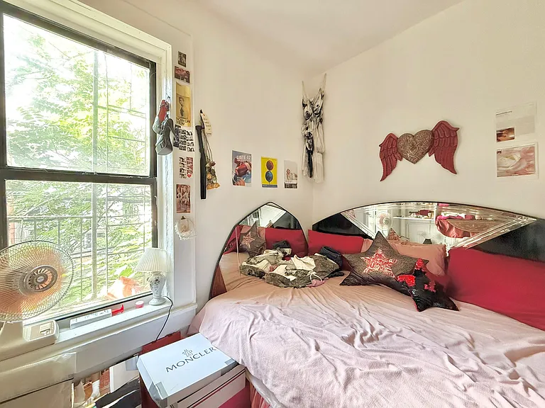1046 Bergen St #2C — Photo 4
