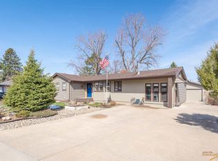 3810 Crocus Ln, Rapid City, SD 57702
