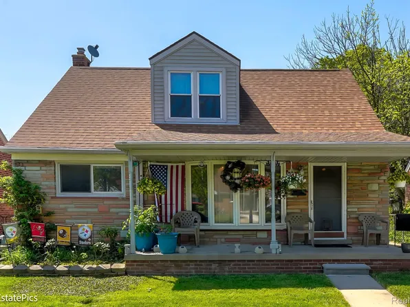 6043 Arcola St, Garden City, MI 48135