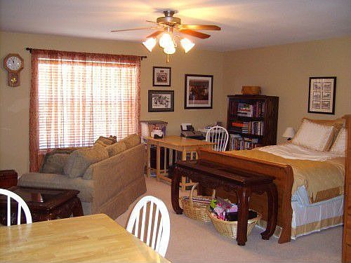 4th image of 1401 Ambleside Dr