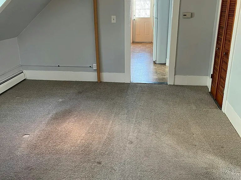 18 Roundy St #2 — Photo 6