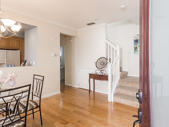 5th image of 1036 Baywood Ln