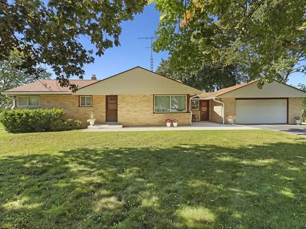 6300 104th AVENUE, Kenosha, WI 53142