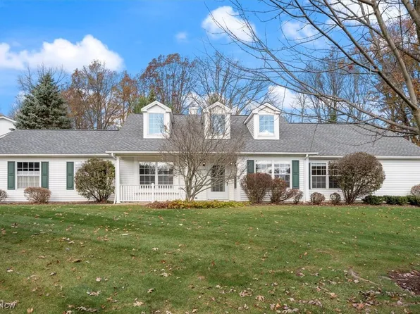 6822 Hidden Lake Trl, Brecksville, OH 44141