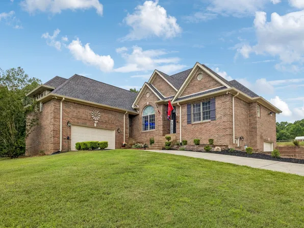 947 Bold Springs Rd, Mc Ewen, TN 37101