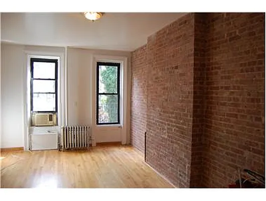 Rented by Douglas Elliman | media 7