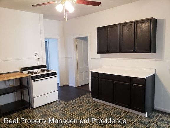 2nd image of 32 Tuxedo Ave #1
